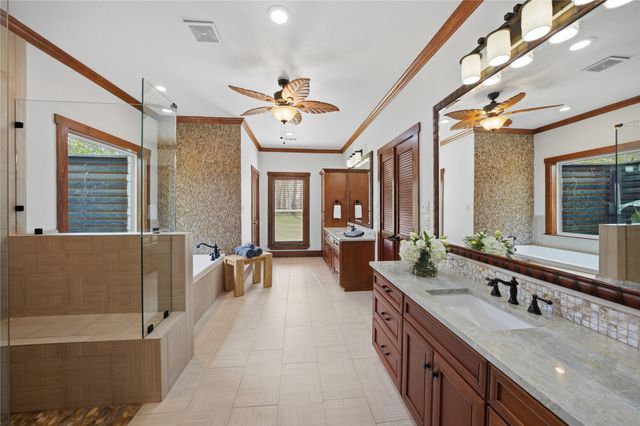 224 Colonial Drive, Mabank, TX 75156