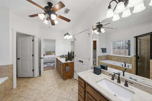 224 Colonial Drive, Mabank, TX 75156