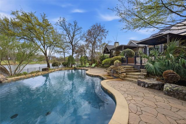 224 Colonial Drive, Mabank, TX 75156