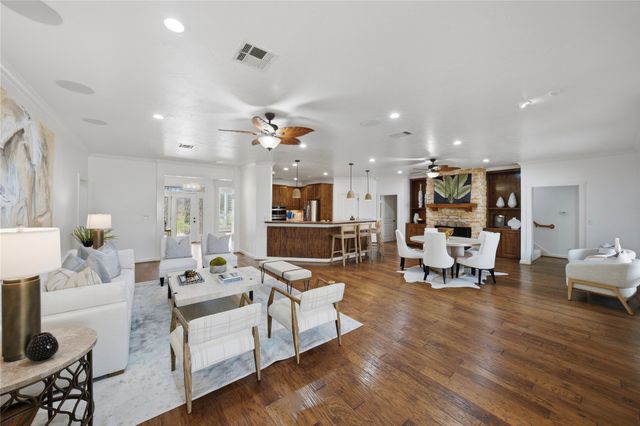 224 Colonial Drive, Mabank, TX 75156