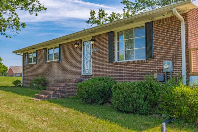 1319 Hills Chapel Rd, Manchester, TN 37355