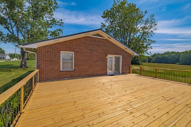 1319 Hills Chapel Rd, Manchester, TN 37355