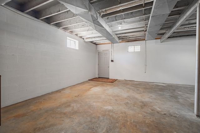 1319 Hills Chapel Rd, Manchester, TN 37355