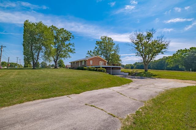1319 Hills Chapel Rd, Manchester, TN 37355