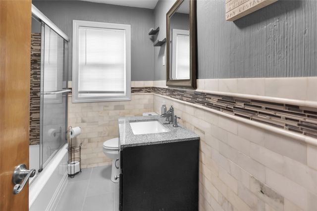 2436 E 43RD Street, Erie, PA 16510
