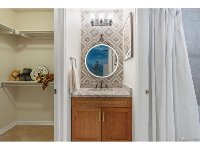 5340 S Race Ct, Greenwood Village, CO 80121