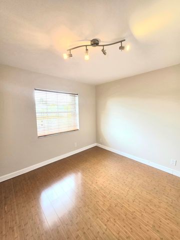 495 SE 8th Street 237, Deerfield Beach, FL 33441