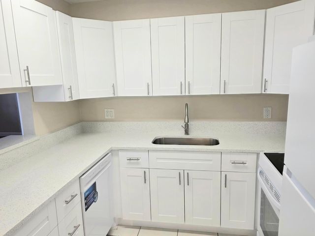 495 SE 8th Street 237, Deerfield Beach, FL 33441