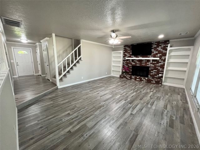 27611 E 128th Street S, Coweta, OK 74429
