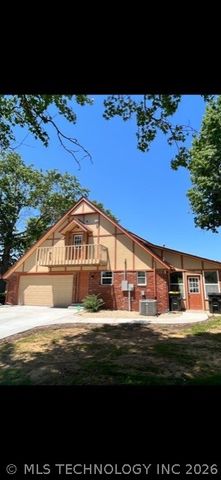 27611 E 128th Street S, Coweta, OK 74429