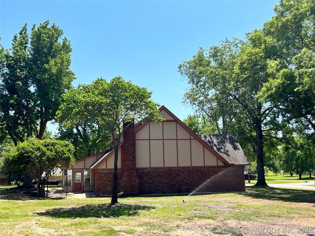27611 E 128th Street S, Coweta, OK 74429