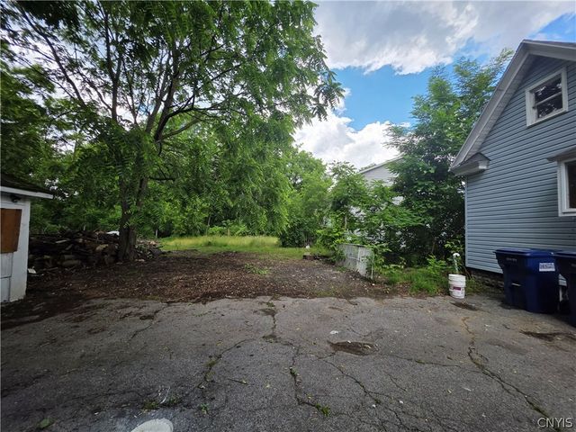 166 Hope Avenue, Syracuse, NY 13205