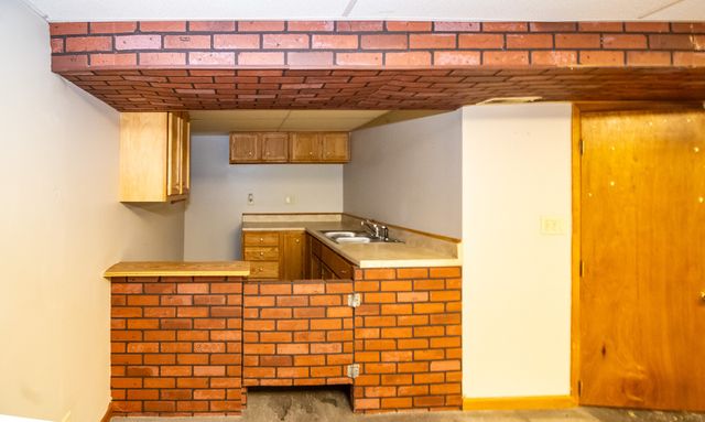 2820 Oxford Street, Des Moines, IA 50313