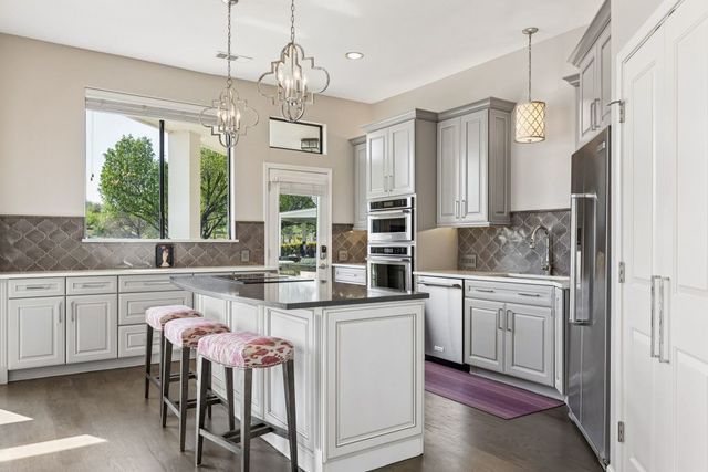 1908 Shumard Oak Lane, Irving, TX 75063