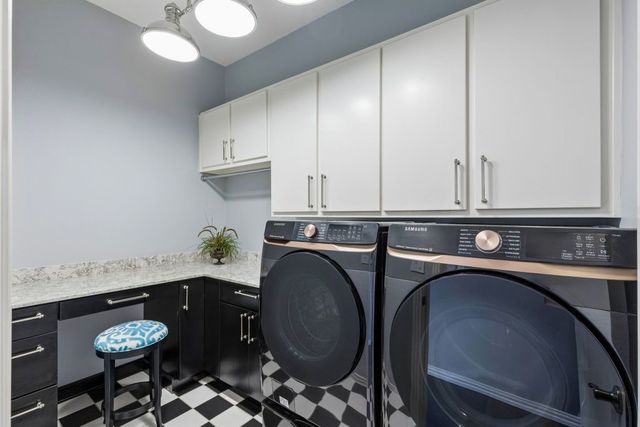 1908 Shumard Oak Lane, Irving, TX 75063