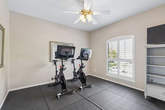 1908 Shumard Oak Lane, Irving, TX 75063