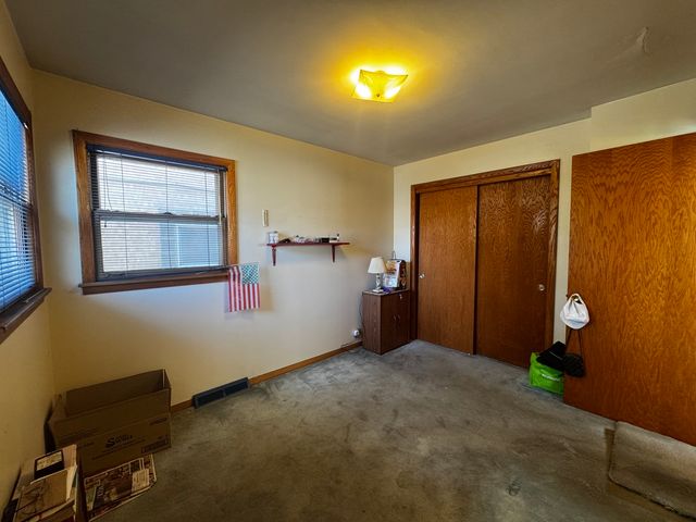 6534 Gunnison Street, Harwood Heights, IL 60706