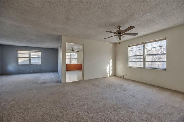 7625 Baltimore Avenue, Kansas City, MO 64114