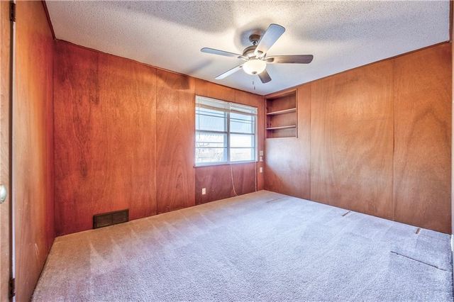 7625 Baltimore Avenue, Kansas City, MO 64114