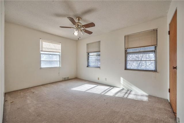 7625 Baltimore Avenue, Kansas City, MO 64114