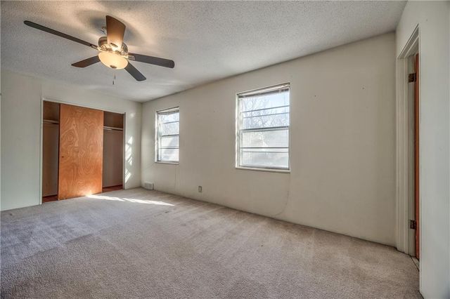 7625 Baltimore Avenue, Kansas City, MO 64114