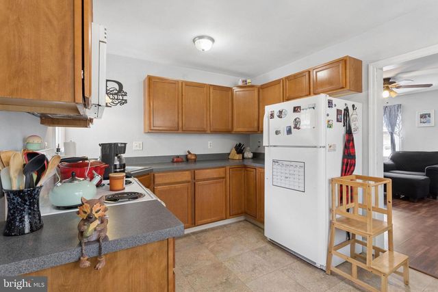 335 E BROWNING RD, Bellmawr, NJ 08031