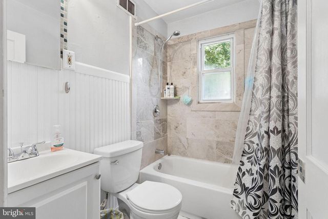 335 E BROWNING RD, Bellmawr, NJ 08031