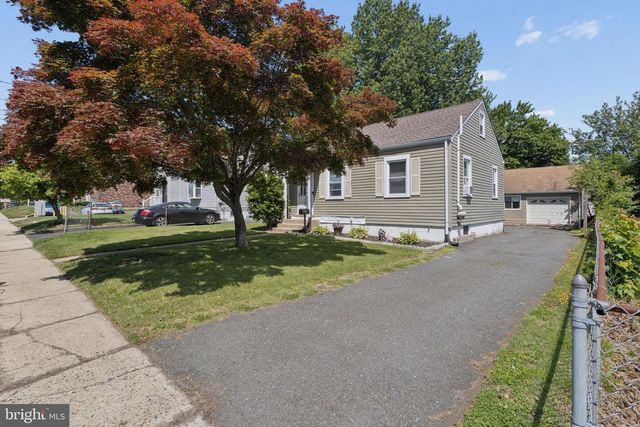 335 E BROWNING RD, Bellmawr, NJ 08031