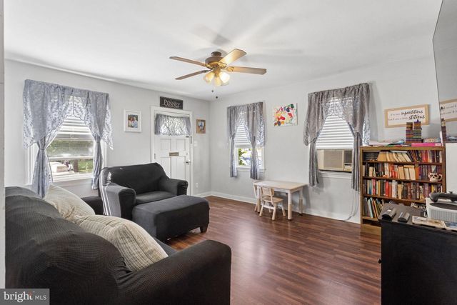 335 E BROWNING RD, Bellmawr, NJ 08031