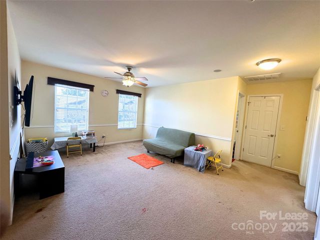 2102 Big Pine Drive, Matthews, NC 28105