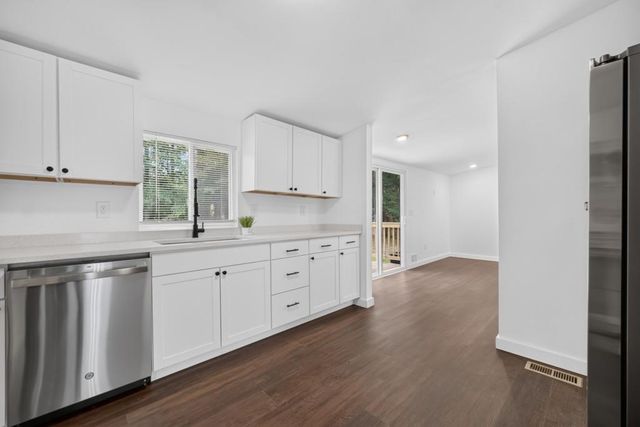 3955 Pecan Street, Loganville, GA 30052