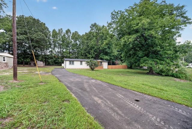 3955 Pecan Street, Loganville, GA 30052