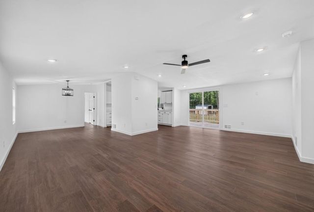 3955 Pecan Street, Loganville, GA 30052