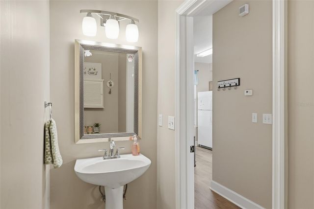 935 NW 21ST AVENUE 935, Gainesville, FL 32609