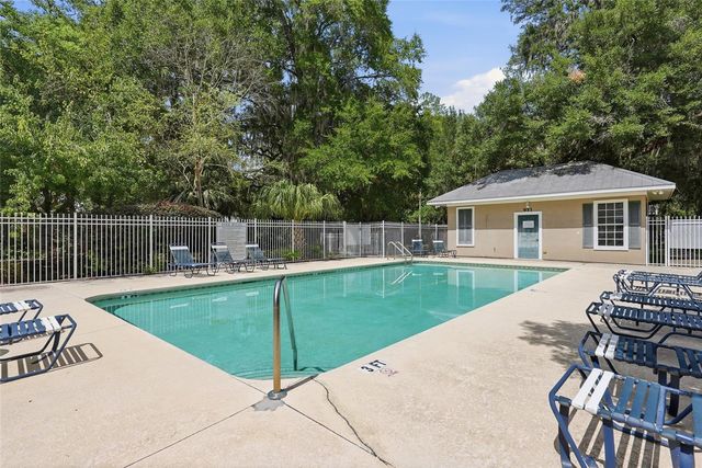 935 NW 21ST AVENUE 935, Gainesville, FL 32609