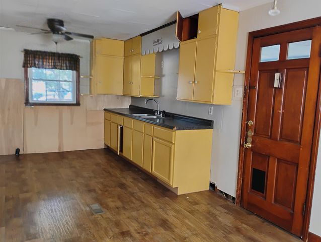 2444 S 10TH, Ironton, OH 45638