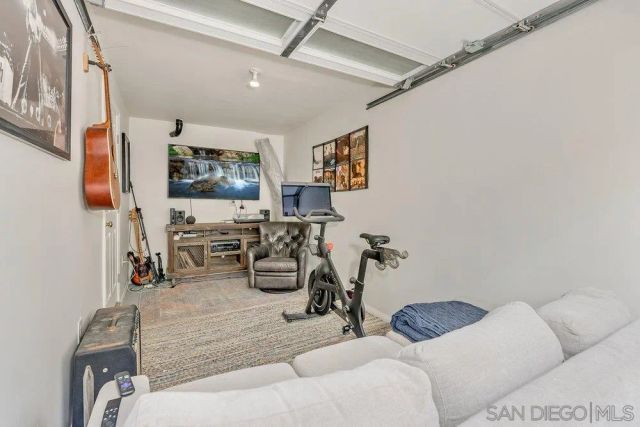 711 Island Ct B, San Diego, CA 92109