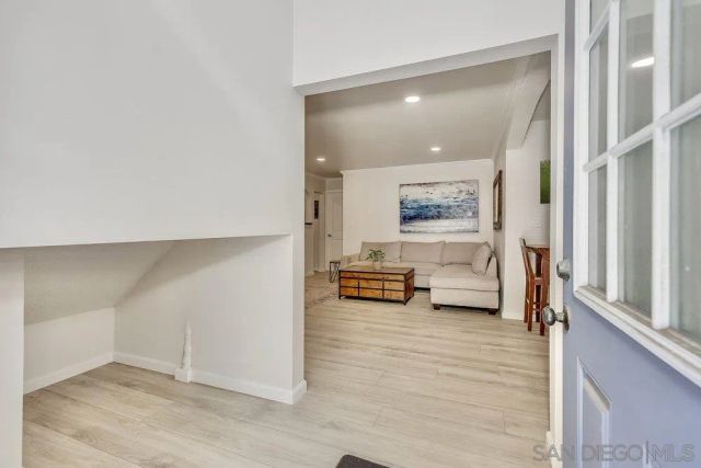 711 Island Ct B, San Diego, CA 92109