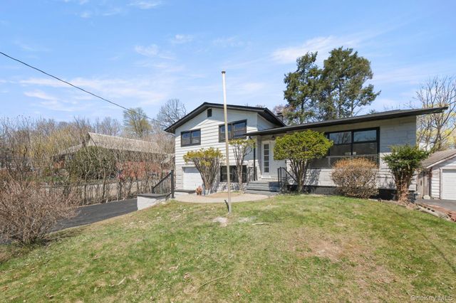 62 Union Avenue, New Windsor, NY 12553