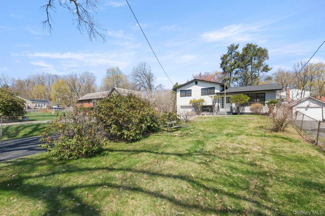 62 Union Avenue, New Windsor, NY 12553