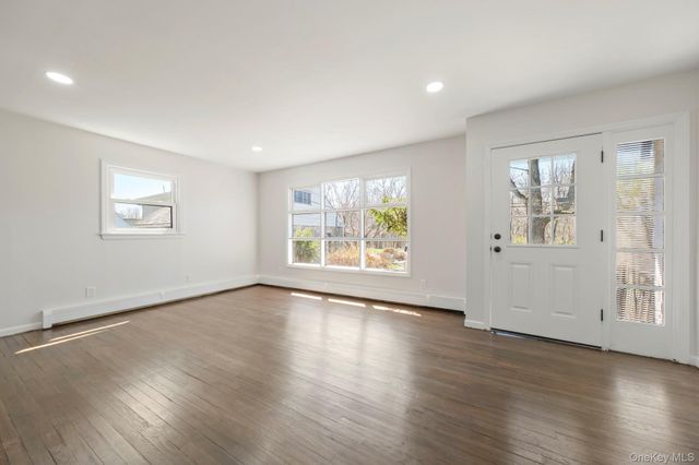 62 Union Avenue, New Windsor, NY 12553