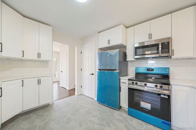 62 Union Avenue, New Windsor, NY 12553