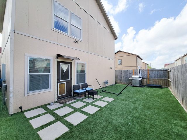 8610 San Biagio Street, Houston, TX 77031