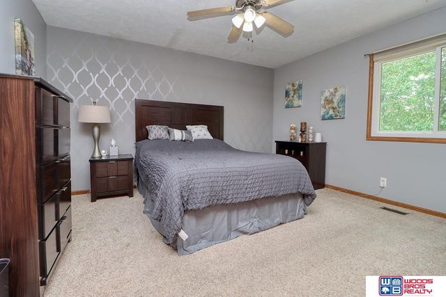 4111 Browning Street, Lincoln, NE 68516