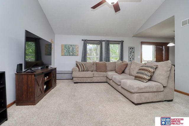 4111 Browning Street, Lincoln, NE 68516