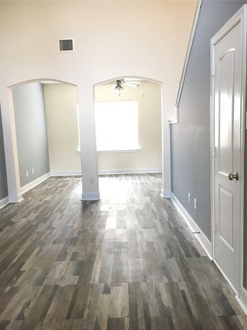 3743 W Ashford Villa Lane, Houston, TX 77082