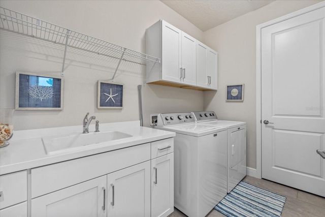 13185 STEINHATCHEE LOOP, Venice, FL 34293