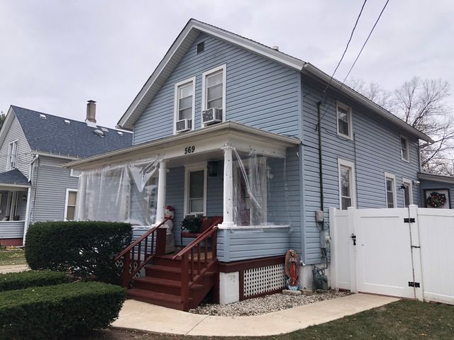 569 North Avenue, Aurora, IL 60505