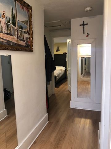 569 North Avenue, Aurora, IL 60505