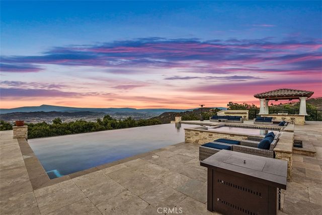 36852 Calle De Lobo, Murrieta, CA 92562